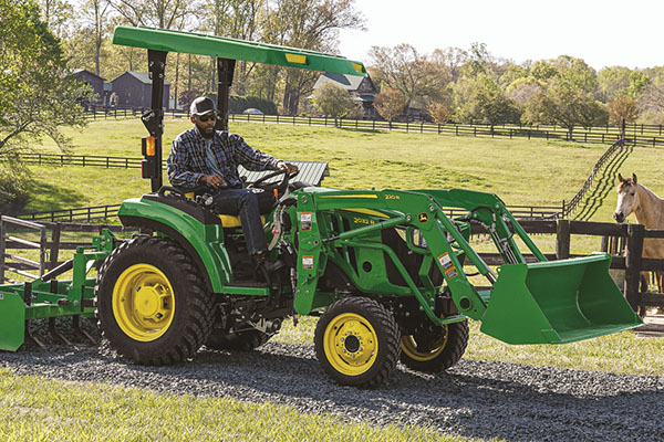 John Deere 2032R Compact Utility Tractor
