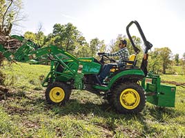 John Deere 2025R Compact Utility Tractor